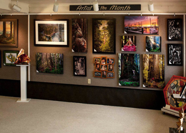 Crescent Harbor Art Gallery  Artist of the Month
