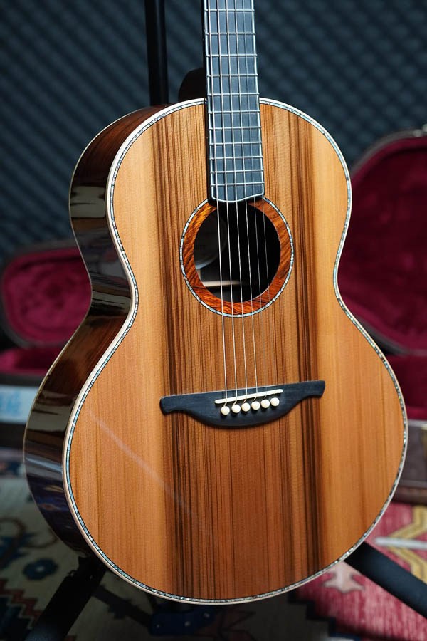 Hsienmo guitar redwood old growth